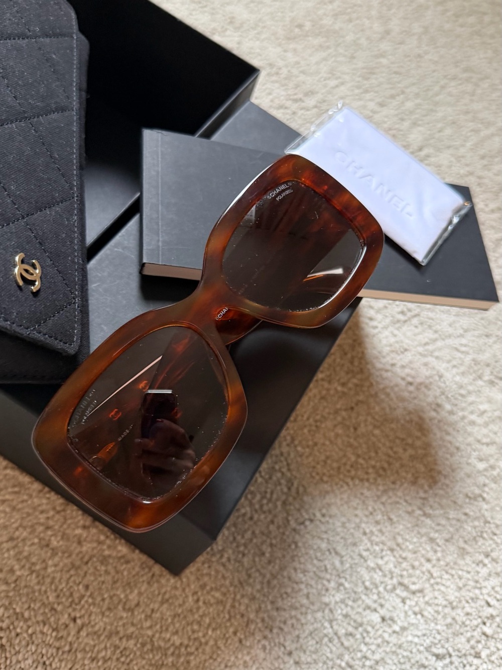 CHANEL Oversized Tortoiseshell CC Rectangular Sunglasses A71513